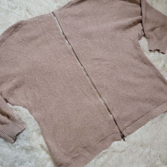 *SOLD* Express Blush Pink Metallic Shimmery Exposed Back Zipper Glam Sweater - Picture 11 of 11